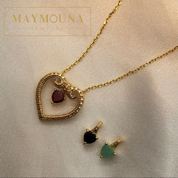 HOST PICK🤩 14k YGP Trio Gemstone Heart Necklace - Picture 4 of 13